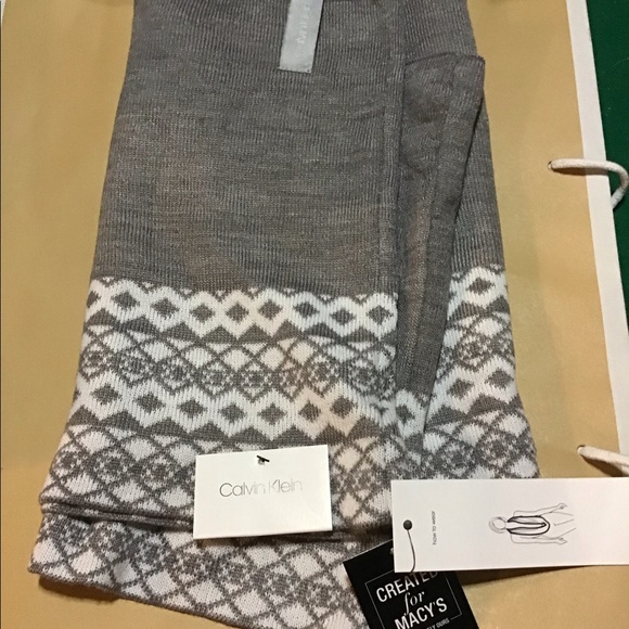 Calvin Klein Accessories - CALVIN KLEIN NWT INFINITY SCARF GREY WHITE